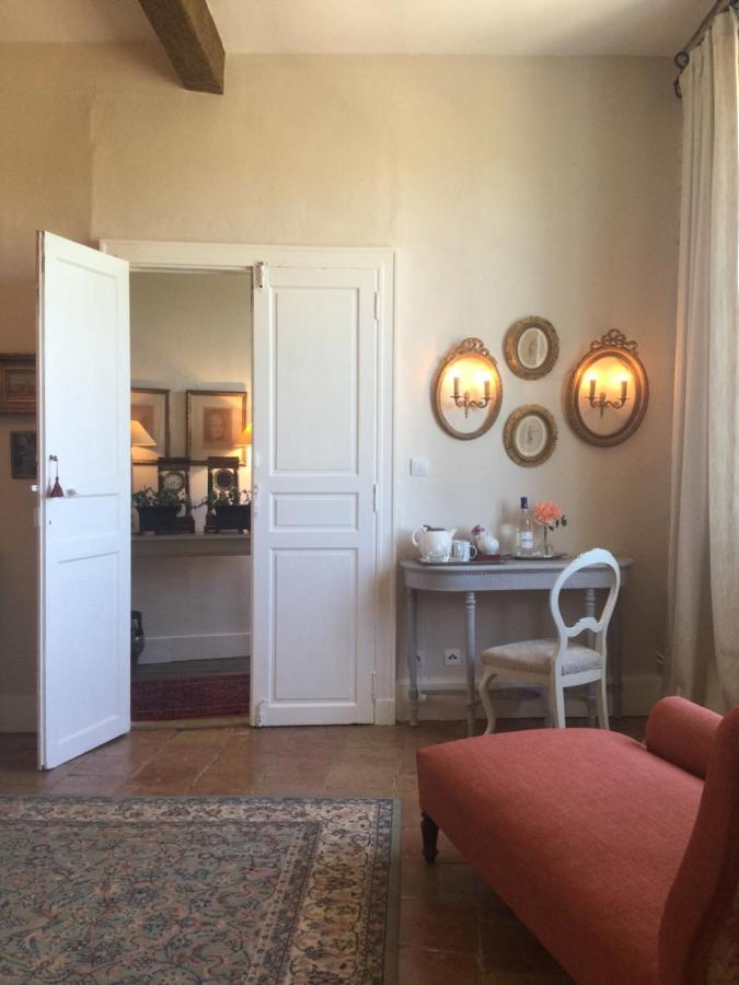 B&B La Commanderie De Lachapelle Lachapelle  エクステリア 写真